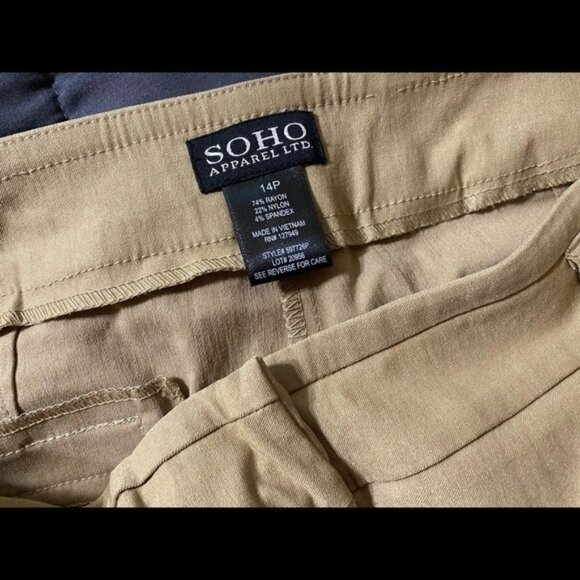 Soho Size 14P Ladys Thin Leg Khaki Stretchy Pants, EUC - Picture 4 of 4